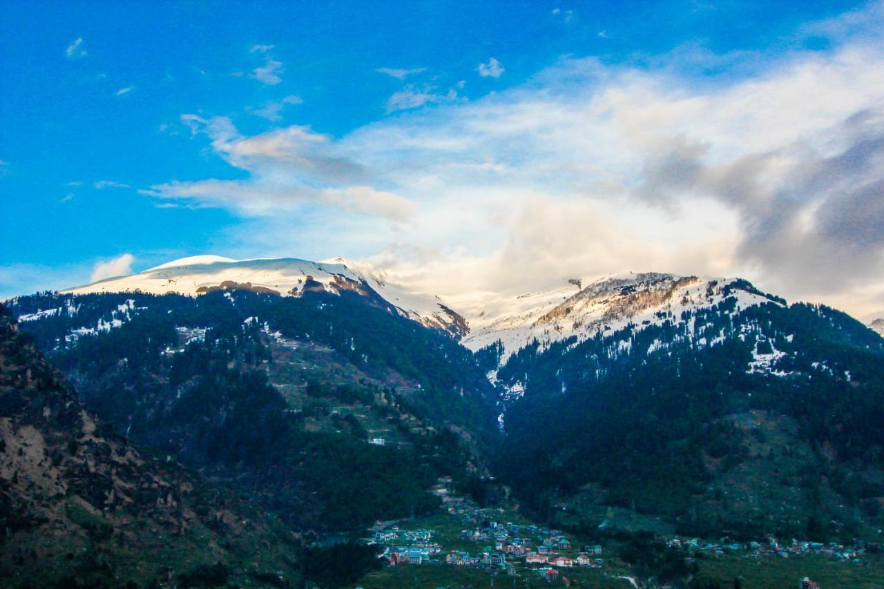 Highq Manali Hotell Eksteriør bilde