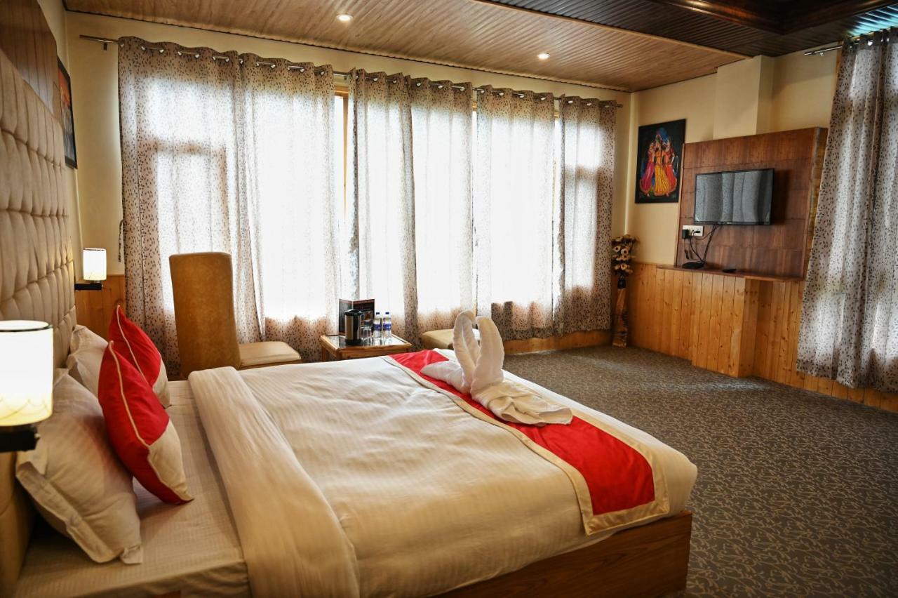 Highq Manali Hotell Eksteriør bilde
